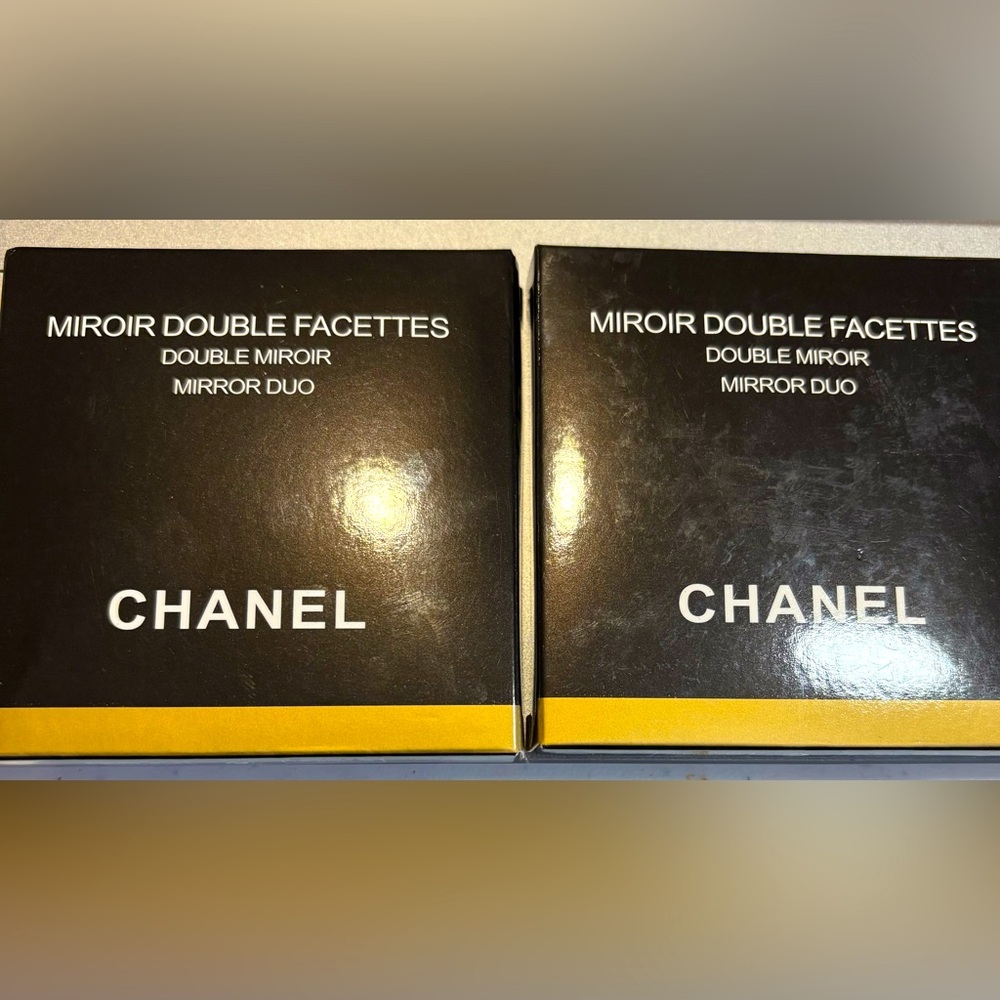 Chanel Mirrors Black And White